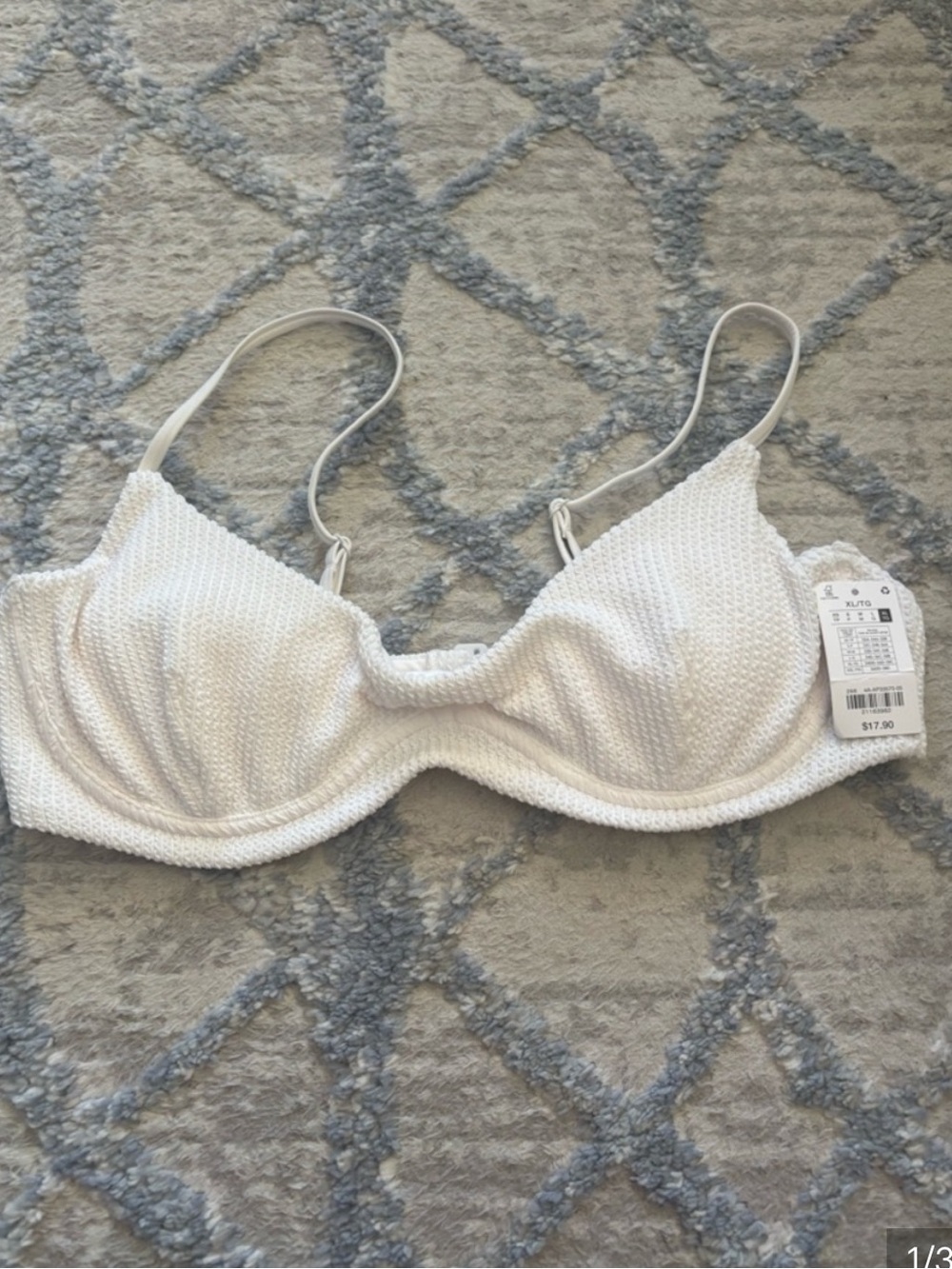 3 for $14 nwt Ardene White Textured Underwire Bikini Top size xl